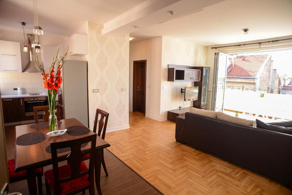 Apartments Belvedere Belgrado Kamer foto