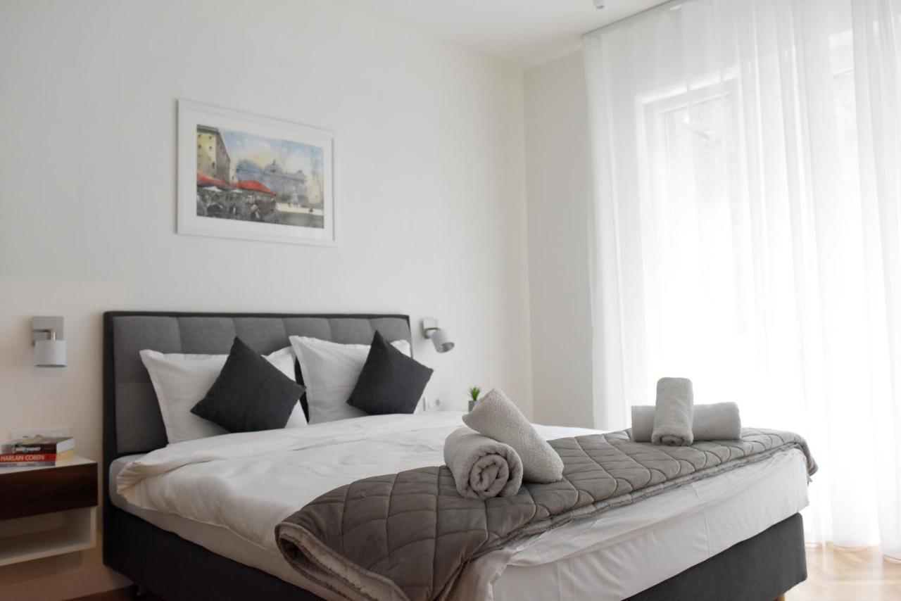 Apartments Belvedere Belgrado Buitenkant foto